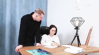 A guy’s dick in pussy, but studying doesn’t enter the girl’s head