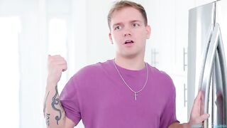 The girl seduced her stepdad, showcasing the steamy encounter in a video