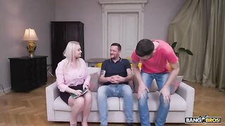 Two dicks are not a barrier for this hot blondie
