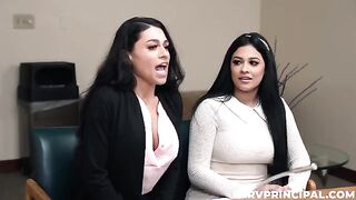 This is how you can get paid for sex in the office, girl