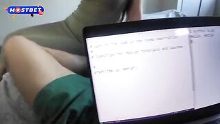 She distracted me from studying, maybe I should thank her with sex?