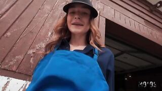 Who hasn't tried fucking behind the garage?! The girls are very naughty!