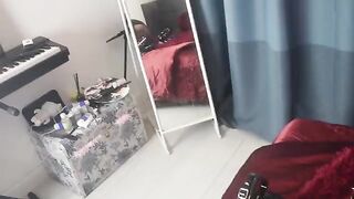 She will feel the cock better if she does it like this