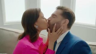 Girl needs to be licked properly in the pussy