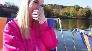Two knights fucked the girl in her noble place