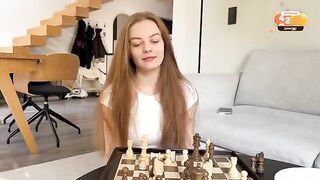 A hot girlfriend showed how to make the next move