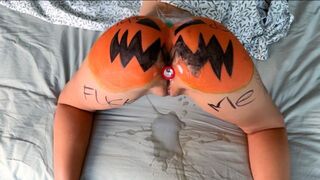 Babe fucked in a pumpkin, she came with a mess on her face