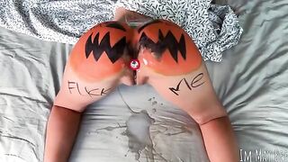 Babe fucked in a pumpkin, she came with a mess on her face