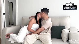 A man came into the pussy of an appetizing girl full of cum