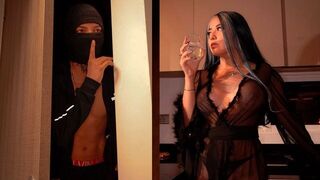 The burglar's prize was the busty housewife's tight pussy