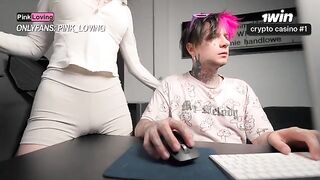 A hot girl rubs her pussy on the rubbing table