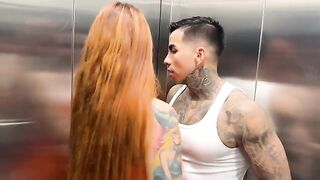 I met my neighbor in the elevator and fucked her hard