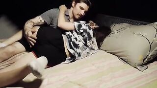 The best position for sex – on your back and sheets