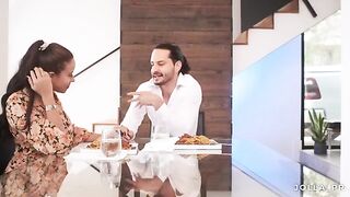 Therapist invited her client to dinner at her house for a romantic evening