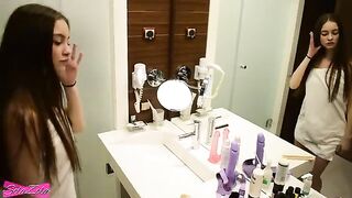 I love jumping on the bed with my boobs, it’s so satisfying - SolaZola